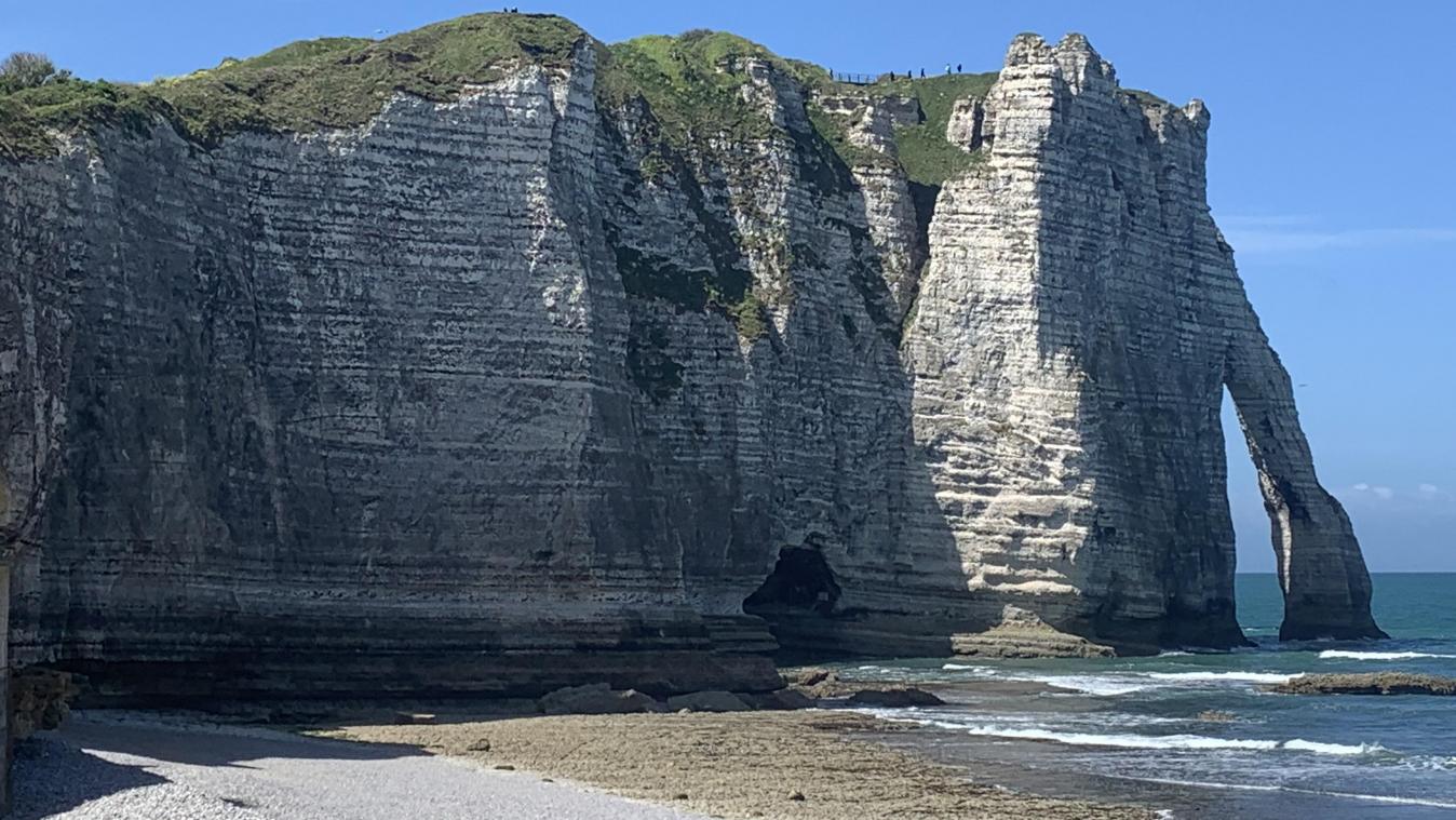 How Did Accident Etretat Happen? Tragique Accident Sur La Falaise 1 Killed