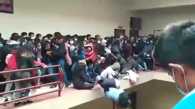 Bolivia School Accident Updates: 7 University Students Fall To Death From Fourth Floor, Video Shows Balcony Collapse