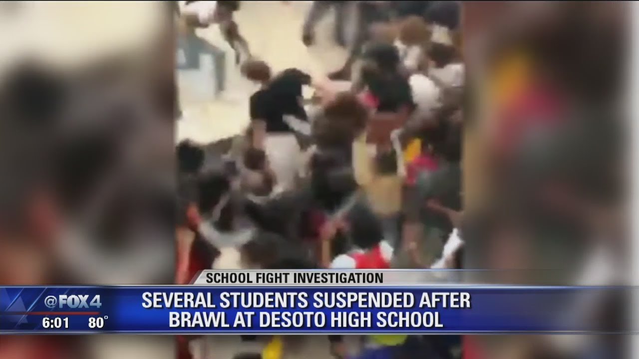 DeSoto West Middle School Fight Video Has Gone Viral On YouTube, Twitter, Reddit, & Other Social Media! Check DeSoto West Middle School Latest News