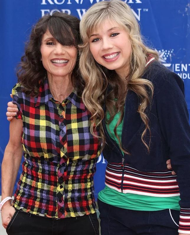 Jennette McCurdy’s mother’s abuse story is explained in Debra McCurdy’s book.