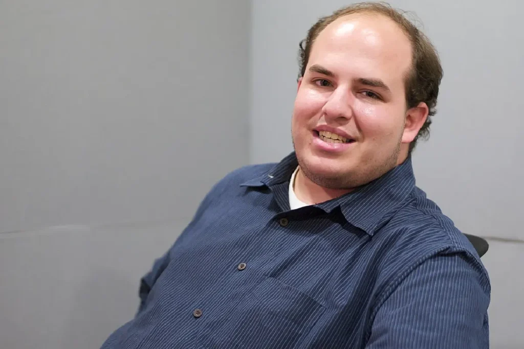 Brian Stelter’s Net Worth (Updated 2022)