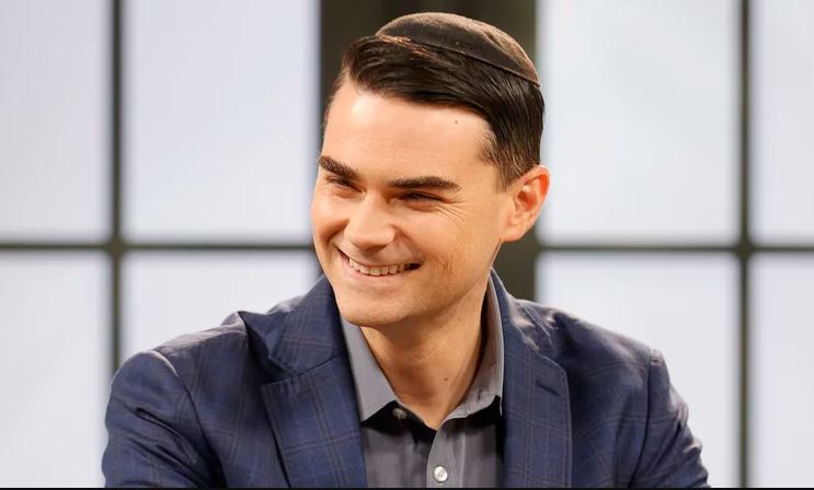 Ben Shapiro is not Brett Cooper’s father because they have no connection at all.