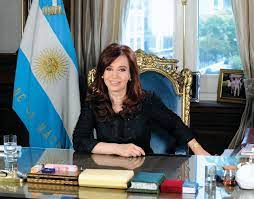 Viral Video of Cristina Fernández de Kirchner As Man Points Gun at Argentina VP