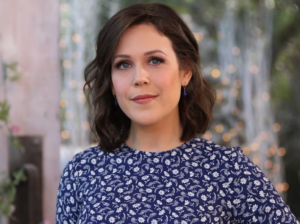 Is Hallmark Actress Erin Krakow Married?  Who Is She Dating In 2022?