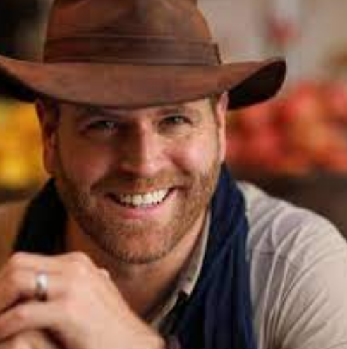 A Look Behind Josh Gates and His Wife Hallie Gnatovich’s Marriage and Divorce