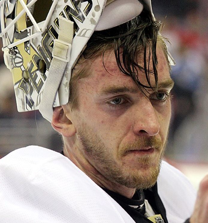 Matt Murray, a Maple Leafs goalkeeper, was born to a Dutch mother and a Scottish father