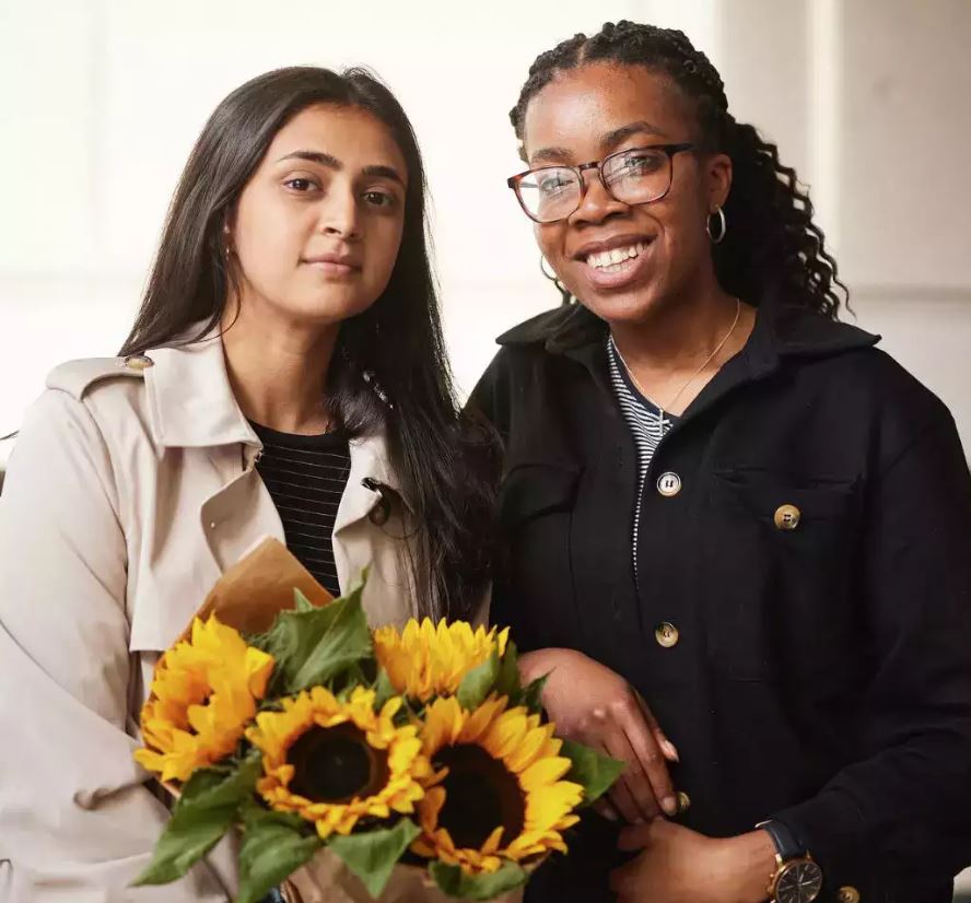 Who are Shefali Bohra and Debra Babalola?  Dotplot, a breast cancer detection tool, has won the 2022 UK Dyson Award.