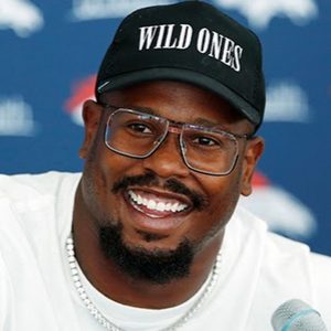 Who is he?  Von Miller Wishes Her Son Valor “Happy 1st Birthday” On Her Instagram