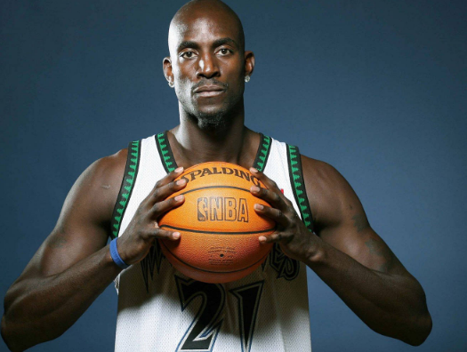 Kevin Garnett Bio, leeftijd, carrière, gezin, nettowaarde en meer