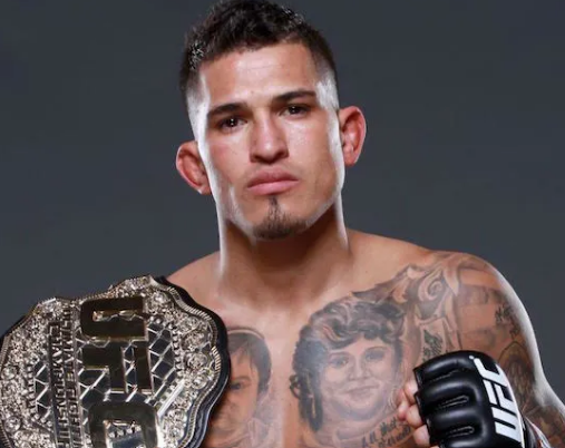 Chris Avila vs. Anthony Pettis: Real-Time Fight Updates