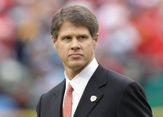 Clark Hunt Keeps ‘Open Mind’ Amid Kansas City Chiefs’ Potential Move Rumors