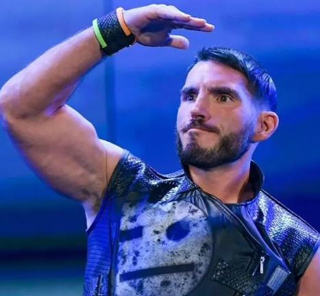 Johnny Gargano and Tommaso Ciampa defend tag titles by defeating former champions on WWE SmackDown