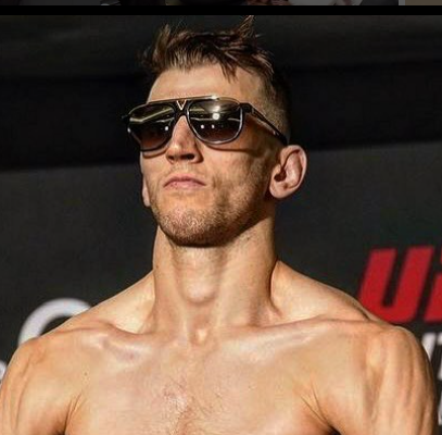 Dan Hooker wint op split decision bij UFC 305, krijgt reacties van Dustin Poirier, Michael Chandler en anderen