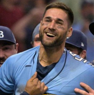 Kevin Kiermaier comments on the move to the Dodgers during the season